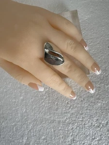 Anillo vintage de plata de ley talla 9. Moderno con alto pulido. Muy bien hecho - Imagen 1 de 4
