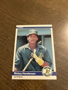 Carta base baseball Rickey Henderson Oakland Athletics / A's 1984 Fleer #447 - Foto 1 di 2