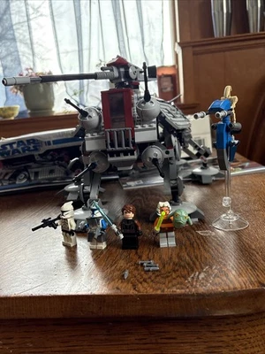 LEGO Star Wars 7675 AT-TE Walker 100% Complete w/Box, Figs, Instructions - Image 1 of 4