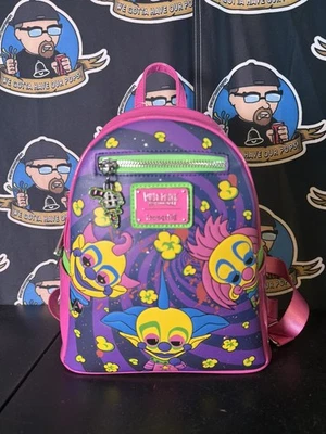 Mini Mochila Loungefly Killer Klowns Espacio Exterior Rosa GITD Brillo Nueva con Etiquetas Foto 1 de 4