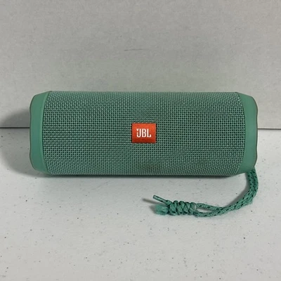 Sistema de altavoces portátiles JBL Flip 4 inalámbricos Bluetooth (verde azulado)  Foto 1 de 4