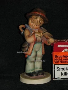 Goebel Hummel 2/0 "Geigerlein", little fiddler, Junge spielt Geige, Krone, alt - Bild 1 von 1