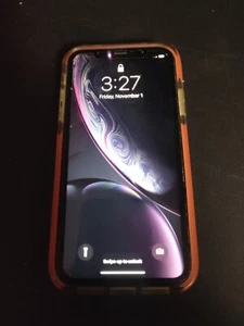 iPhone XR With Case - Zdjęcie 1 z 6