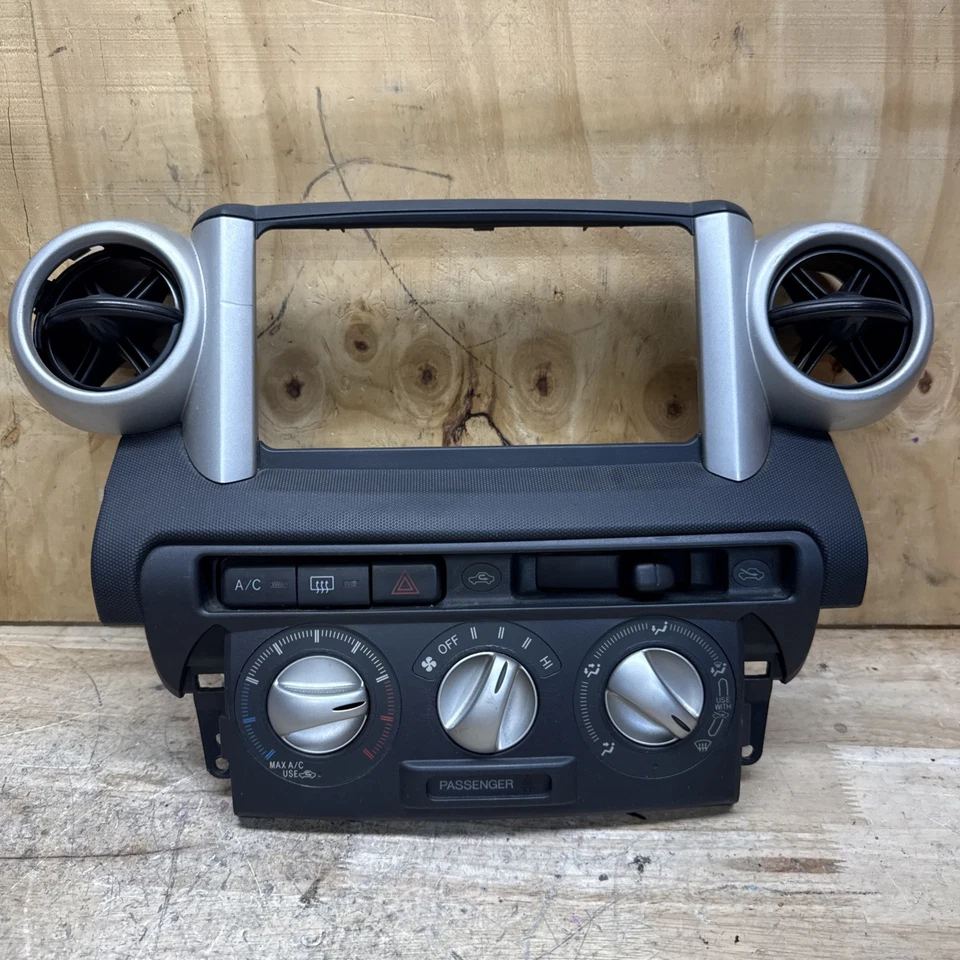 2004-2006 Scion XA AC Heater Temperature Climate Control Panel Switch OEM  - Изображение 1 из 4
