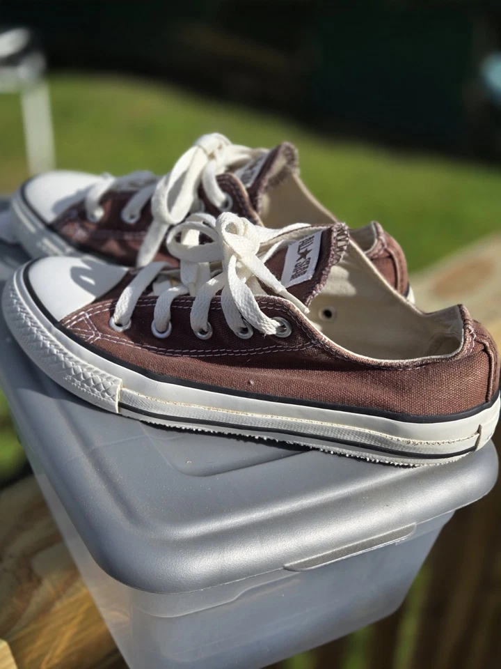 Top bajo Converse All Stars marrón juvenil talla 2 Foto 1 de 4