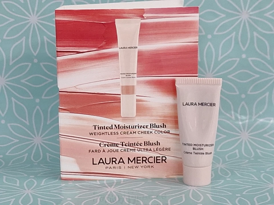 Rubor hidratante tintado Laura Mercier en PROVENZA 0,1 oz/3 ml MINI Foto 1 de 4