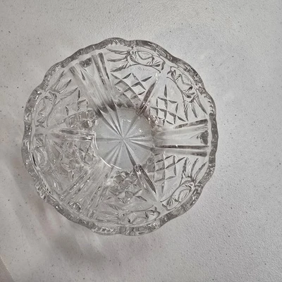 Tazón de vidrio vintage plato estrella explosión de sol flores patrón bordes festoneados rosas pequeño Foto 1 de 4