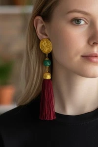 Vintage Ben Amun Etruscan Long Tassel Gold Medallion Clip Earrings Mogul Runway - Picture 1 of 8