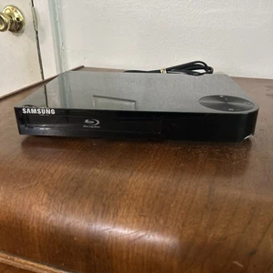 Samsung Model BD-FM57C Blu-ray DVD (WiFi) Player Pre Owned Tested No Remote! - Picture 1 of 7