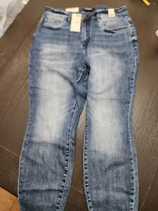 Judy Blue Jeans Women 14W Relaxed Fit High Waist Stretch Distressed 26 Length ! - Picture 1 of 17