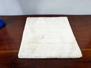 Handmade Home Décor Silk Rug Solid Accent Table Placemat Kitchen Ivory White Mat - Picture 1 of 8
