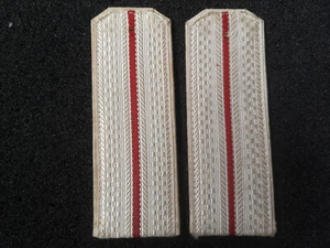 (R5) Schulterklappen Offizier Weiß Beige Rot Rangabzeichen Russland CCCP UDSSR - Picture 1 of 2