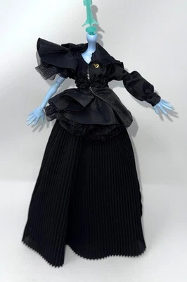 Monster High Off-White Symphanee Muñeca Medianoche Conjunto Negro Vestido de Baile 4 piezas Vestido Foto 1 de 4