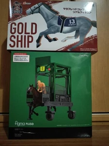Figma Plus Goldship Figure Set with Race Start Gate, Box Damage, Collectible - Picture 1 of 2