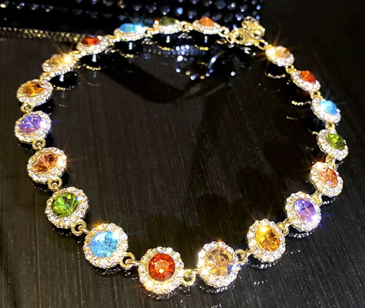 Collar Colorido Redondo Arco Iris Joyas Gargantilla Estrás Pavé Betsey Johnson Foto 1 de 4