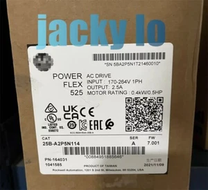 1PZ NUOVO Sigillato 25B-A2P5N114/A PowerFlex 525 AC Drive 240V 2.5A 0.5HP - Foto 1 di 2