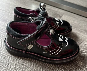 girls kickers sandals size 7 / 24 cat design , with bell - Picture 1 of 5