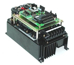 Magnetek GPD403-B7P5-00 AC Inverter [PZ2] - Picture 1 of 1