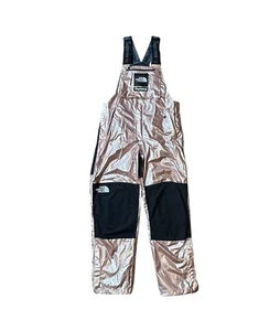 Pantalones con tirantes Supreme The North Face metálicos de montaña oro rosa talla mediana talla Ss18 - Imagen 1 de 6