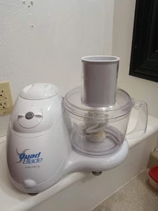 Procesador/licuadora de alimentos Euro Pro Ep96w de cuatro hojas - Imagen 1 de 8