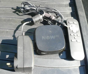 NOW TV Smart Streaming Box con telecomando e alimentatore 4200SK - Foto 1 di 3