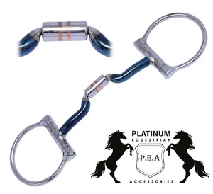Western D Dee Snaffle con Grado Blu Ferro Dolce Rame Rullo Morso Cavallo PEA - Foto 1 di 2