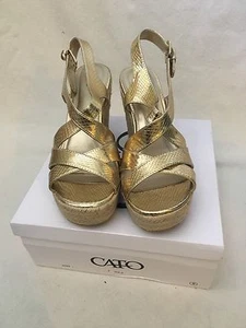 Cato Women's Wedge Gold Faux Snakeskin Sandals Size 9M - Picture 1 of 7