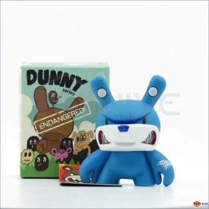 Kidrobot Dunny 2009 Endangered series vinyl figure Blue Bear by Touma - Picture 1 of 2