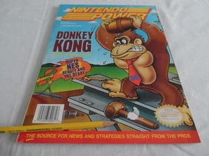 Nintendo Power Magazine Volume 61 June 1994 Complete with Posters and Cards - Bild 1 von 6