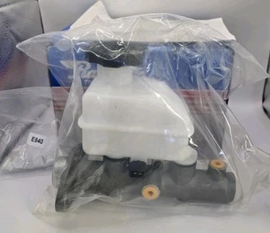 Cilindro principale Hyundai Elantra Raybestos MC390916 2001-06 nuovo di zecca - Foto 1 di 5