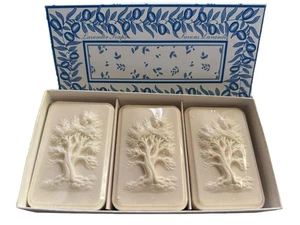 Lorcos - Saponi alla lavanda - Made in France 3 x 7 once Bars NOS bellissimo set albero - Foto 1 di 4