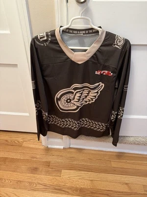 Detroit Red Wings Veterans Day Jersey Size Medium From Game Day 11-9-25 New - Image 1 of 4