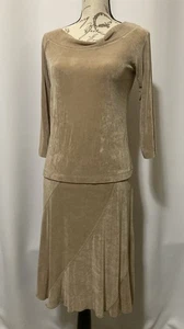The Travel Collection Beige Stretch Skirt & Top Set SZ Small Wrinkle Resistant - Picture 1 of 9