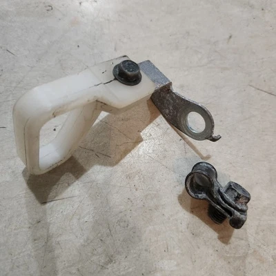 2000 - 2022 Yamaha TTR125E TTR125L TTR125LE FRONT BRAKE LINE GUIDES CABLE CLAMPS - Image 1 of 4