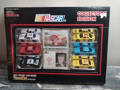 Edición Coleccionista Réplicas de Coches Stock 1992 Michael Waltrip, Rick Mast, Foto 1 de 4