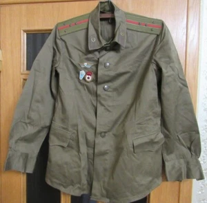 1983 DIVISA MILITARE SOVIETICA CAMPO CAPPOTTO CALZONI CAPITANO DI FANTERIA distintivi 48-4 - Foto 1 di 4