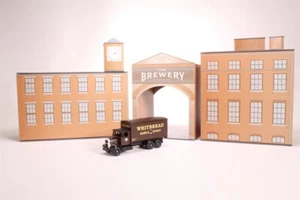 Corgi Trackside BB1002 Scammell 6-Wheel Box Van - 'Whitbread', with Tin Brewery - Picture 1 of 5