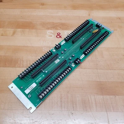 Módulo de jaula de tarjeta opcional de alarma contra incendios Siemens MOM-4 - USADO Foto 1 de 4