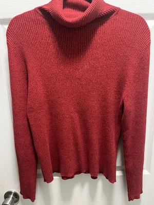 Suéter feminino Reference Point gola alta vermelho com nervuras - Imagem 1 de 4