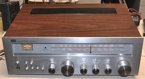 RECEPTOR/AMPLIFICADOR ESTÉREO AM/FM MODELO 150 MONTGOMERY WARD EXCEDENTE COMERCIAL - Imagen 1 de 1