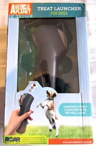 ANIMAL PLANET HANDHELD LECKERLI LAUNCHER FÜR HUNDE NEU IM KARTON - Bild 1 von 3