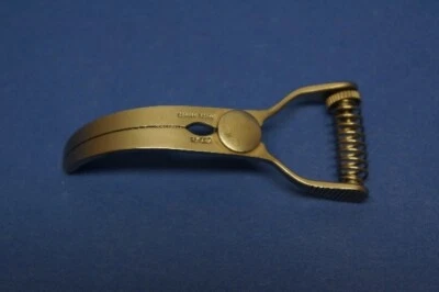 Abrazadera curva Codman 92-6316 A r t e r y Bulldog 2,5 Foto 1 de 4