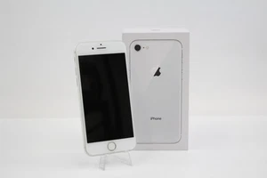 Apple iPhone 8 (Unlocked) A1905 64GB Silver Grade C Original Box - Afbeelding 1 van 7