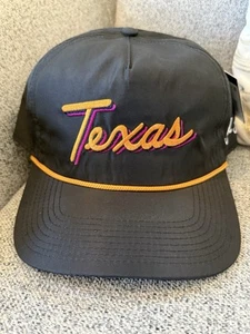 ¡Nuevo! Gorra Bad Birdie Texas Snap Back Negra Rendimiento Golf Pájaro Logo - Imagen 1 de 7