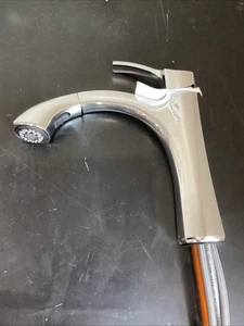 Moen Voss One-Handle High Arc Pullout Kitchen Faucet 9125C Chrome M1 - Picture 1 of 6