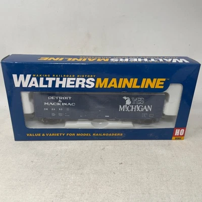 Walthers Mainline HO Yes Michigan! Detroit Mackinac D&M 50’ Boxcar #2463 - Image 1 of 4