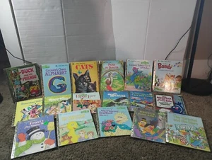 Vintage Disney Little Golden Books lot of 17 - Picture 1 of 3