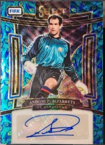 2023-24 Panini Select FIFA Andoni Zubizarreta Auto Peacock Prizm SP Barcelona - Picture 1 of 2