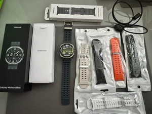 Samsung Galaxy Watch Ultra 47mm LTE Galaxy AI tytan srebrny smartwatch - Zdjęcie 1 z 18