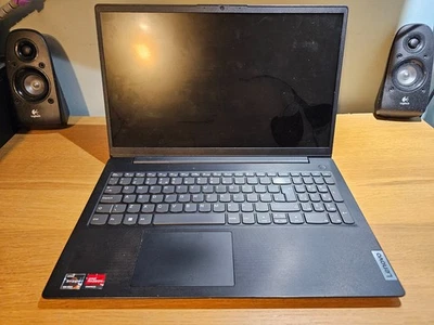 15" Lenovo V15 G4 AMN Ryzen 3 7320 8GB Laptop - FAULTY, spares/repairs - Image 1 of 4